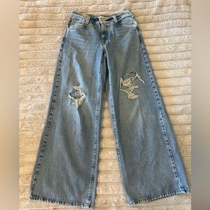 Levi Distressed 94’ wide leg baggy blue jeans